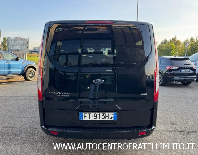 Ford Tourneo Custom 320 2.0 TDCi 170CV aut. PL Titanium usato a MEDESANO
