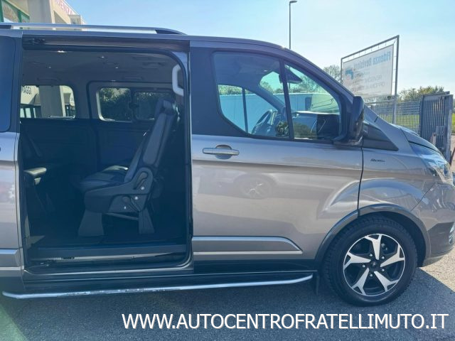 Ford Tourneo Custom 320 2.0 EcoBlue 185CV aut. PC Active - foto 3 di 4