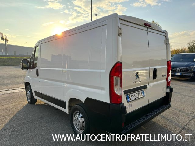 Peugeot Boxer 330 2.2 BlueHDi 140 S&S PC-TN Furgone, del 2020, 108.000 km, in vendita a Medesano (PR)