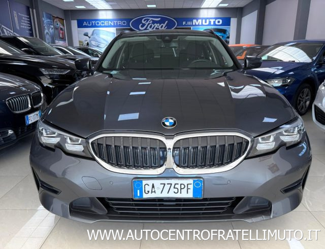 BMW 318 d Touring Business Advantage aut. - foto 2 di 4