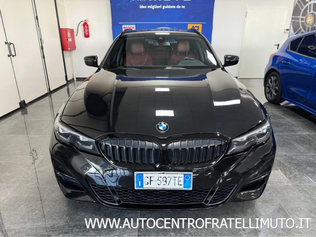 BMW 330 d 48V xDrive Touring Msport - foto 2 di 4