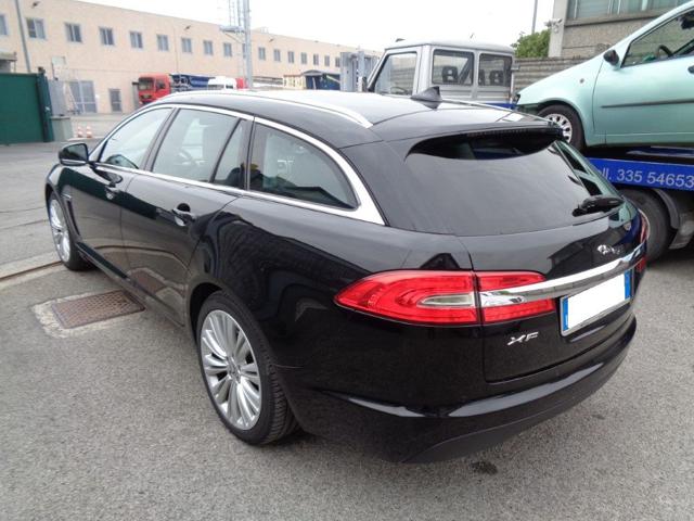 Jaguar XF Sportbrake 2.2 D 200 CV Premium Luxury - foto 3 di 15