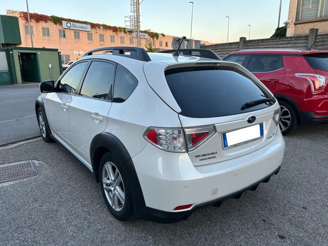 Subaru Impreza XV 2.0R Trend *4X4* *AUTOMATICA* - foto 3 di 4