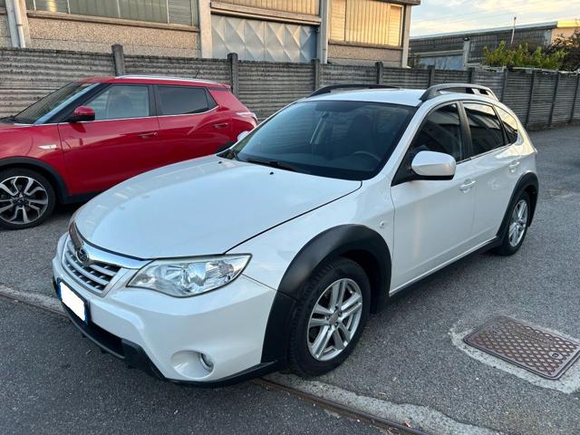 Subaru Impreza XV 2.0R Trend *4X4* *AUTOMATICA* - foto 2 di 4