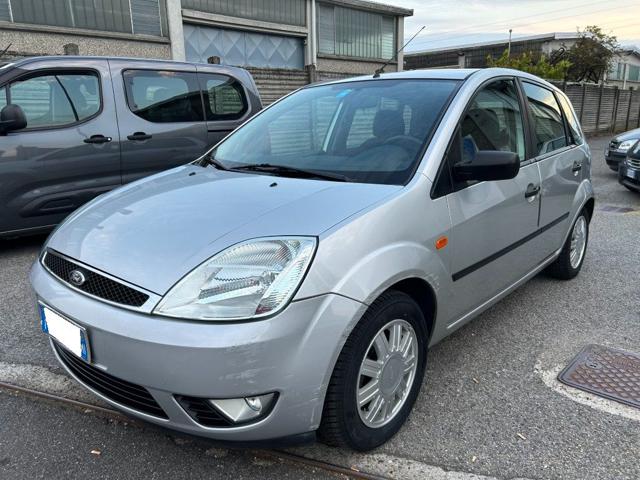 Ford Fiesta 1.2 16V 5p. Ghia *OK NEOPATENTATI* *FINANZIABILE* - foto 2 di 4
