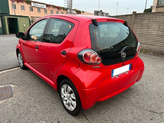 Toyota Aygo 1.0 12V VVT-i 5p *EURO 5* *OK NEOPATENTATI* - foto 3 di 4
