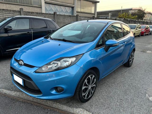 Ford Fiesta 1.2 82CV 3P *2 SET GOMME* *EURO 5* *NEOPATENTATI* - foto 2 di 4