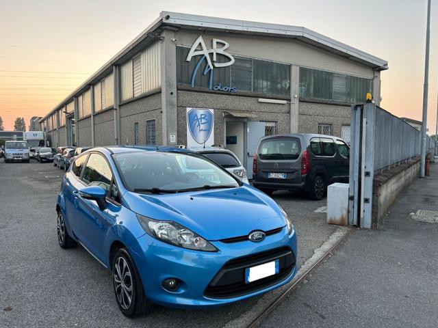Ford Fiesta 1.2 82CV 3P *2 SET GOMME* *EURO 5* *NEOPATENTATI*, del 2009, 143.945 km, in vendita a San Giuliano Milanese (MI)