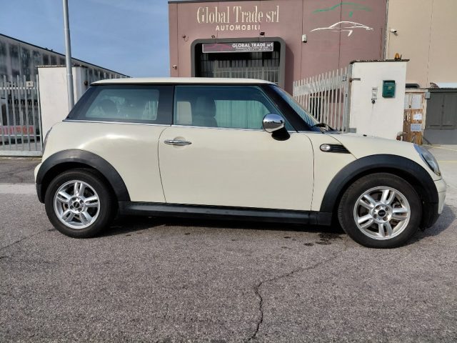 MINI One 1.4 16V One (55kW) Neo Patentati - foto 2 di 4
