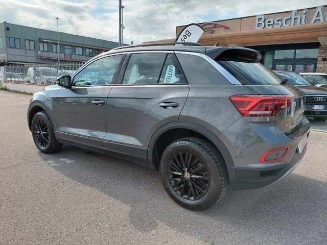 Volkswagen T-Roc 1.5 TSI ACT DSG Life - foto 3 di 4