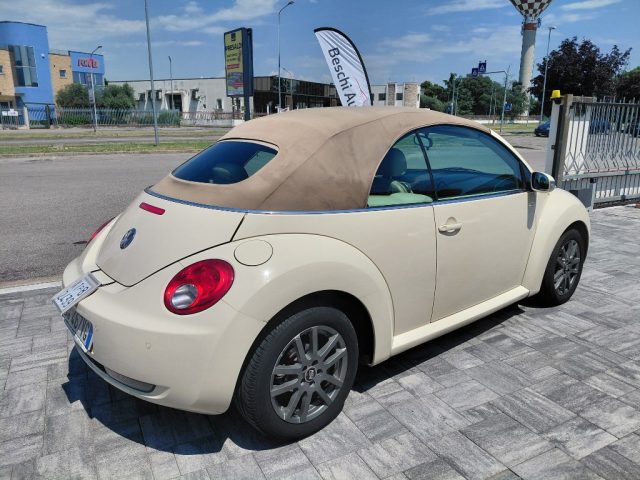 Volkswagen New Beetle 1.9 TDI 105CV Cabrio - foto 2 di 4
