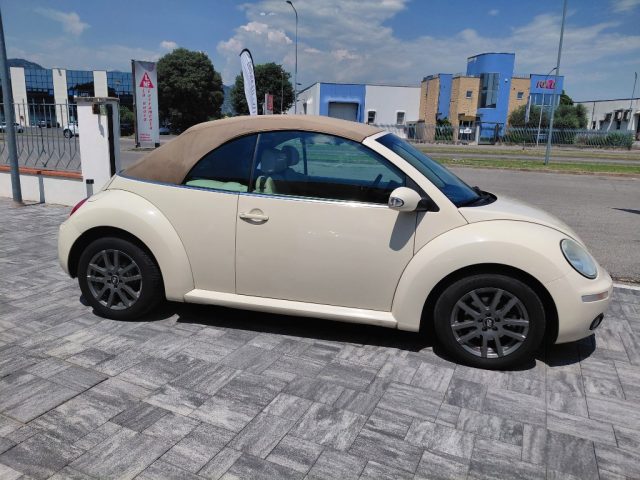 Volkswagen New Beetle 1.9 TDI 105CV Cabrio usato a MAZZANO