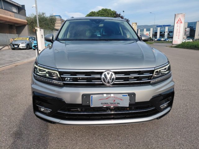 Volkswagen Tiguan 2.0 TDI SCR 4MOTION R-LINE DSG BlueMotion Tech - foto 2 di 4