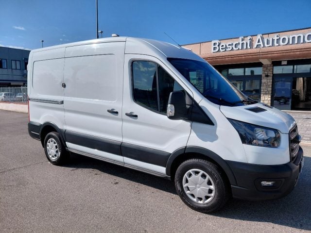 Ford Transit 330 2.0 EcoBlue 130CV L2H2 Trend - foto 4 di 4