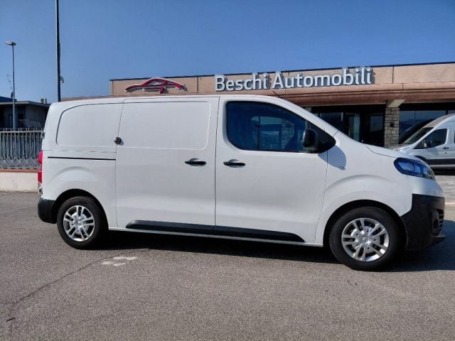 Opel Vivaro VIVARO 1.5 Diesel 120CV S&S L2H1 Furgone Enjoy, del 2020, 65.000 km, in vendita a Mazzano (BS)