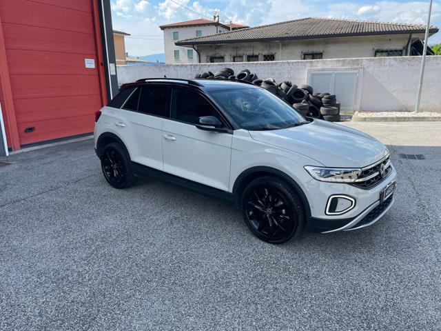 Volkswagen T-Roc 1.0 TSI Style OK NEOPATENTATI usato a ROSà