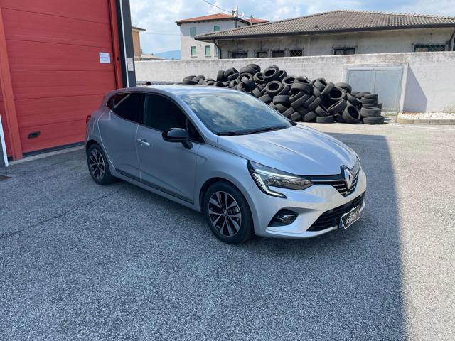 Renault Clio Full Hybrid E-Tech 145 CV Techno OK NEOPATENTATI usato a ROSà
