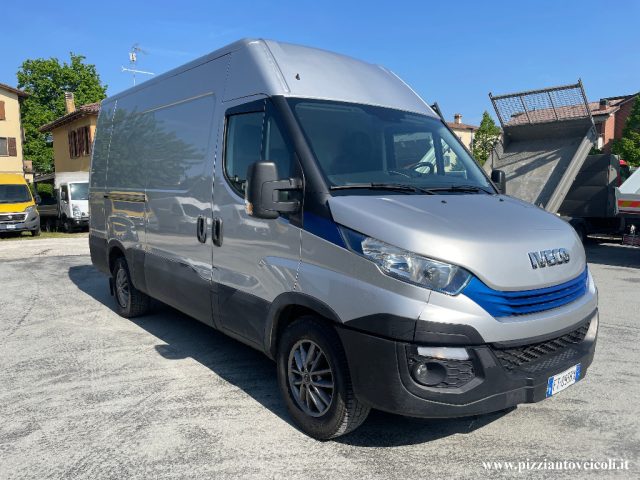 Iveco Daily 35C14N METANO HI-MATIC [A251] usato a SANT AGATA BOLOGNESE
