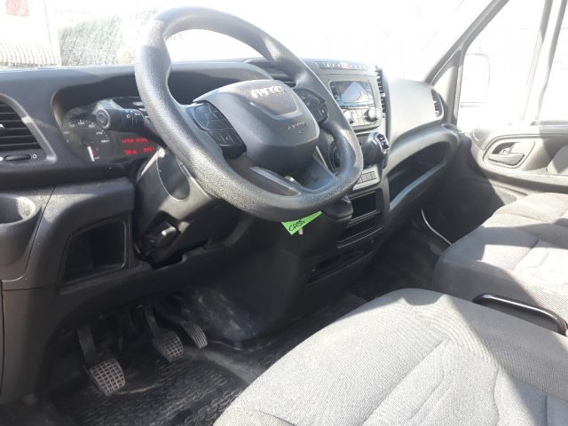 Iveco Daily 35C16 CASSONE FISSO 2019 E6 GARANZIA[FI107], del 2019, 247.000 km, in vendita a Sant Agata Bolognese (BO)