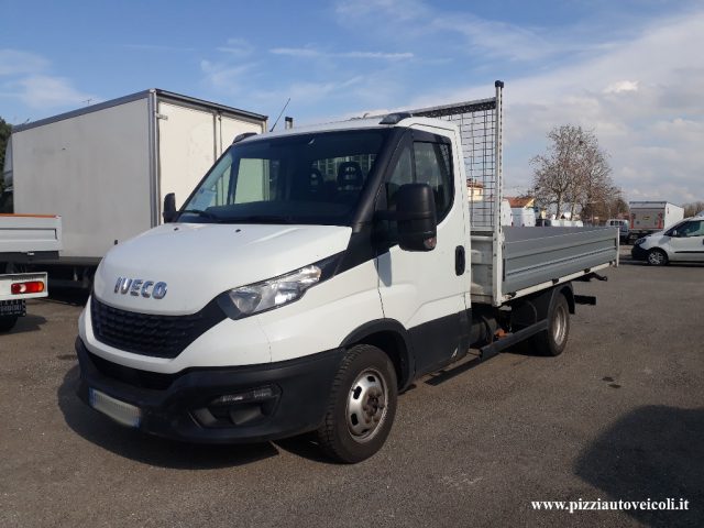 Iveco Daily 35C16 CASSONE FISSO 2019 E6 GARANZIA[FI107] usato a SANT AGATA BOLOGNESE