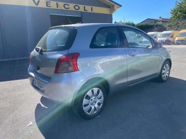Toyota Yaris Verso 1.3i 16V cat Luna '03 - foto 3 di 4