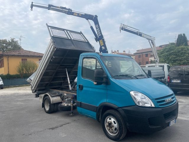 Iveco Daily 35C12 2.3 RIBALTABILE E GRU [G37] - foto 2 di 4