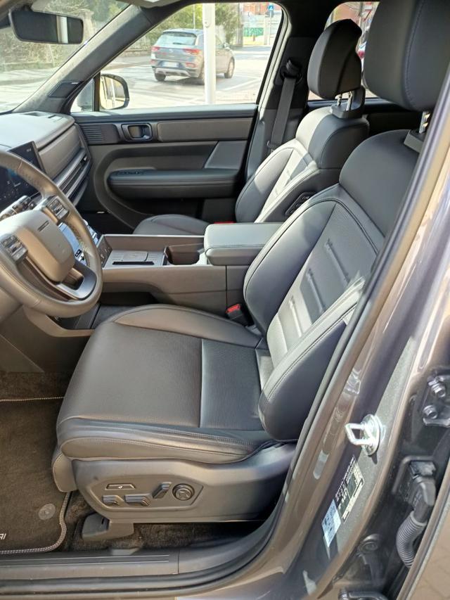 Hyundai SANTA FE 1.6 T-GDi PHEV 4WD AT 7 posti XClass usato a PARMA