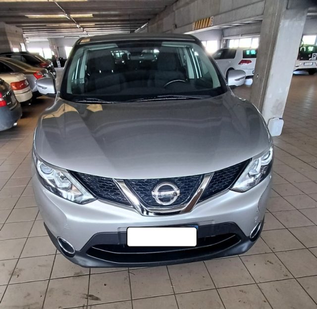 Nissan Qashqai 1.5 dCi DPF Tekna usato a GAGLIANICO