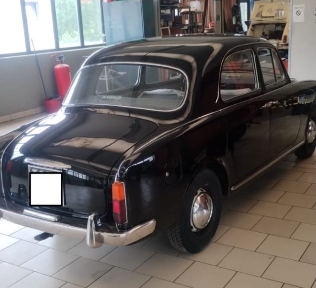 Lancia Appia BERLINA - foto 3 di 4