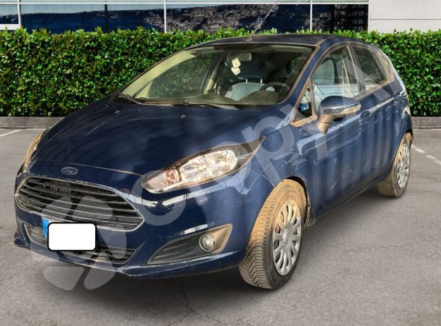 Ford Fiesta 1.5 TDCi 75CV 5 porte Business POCHI KM usato a GAGLIANICO