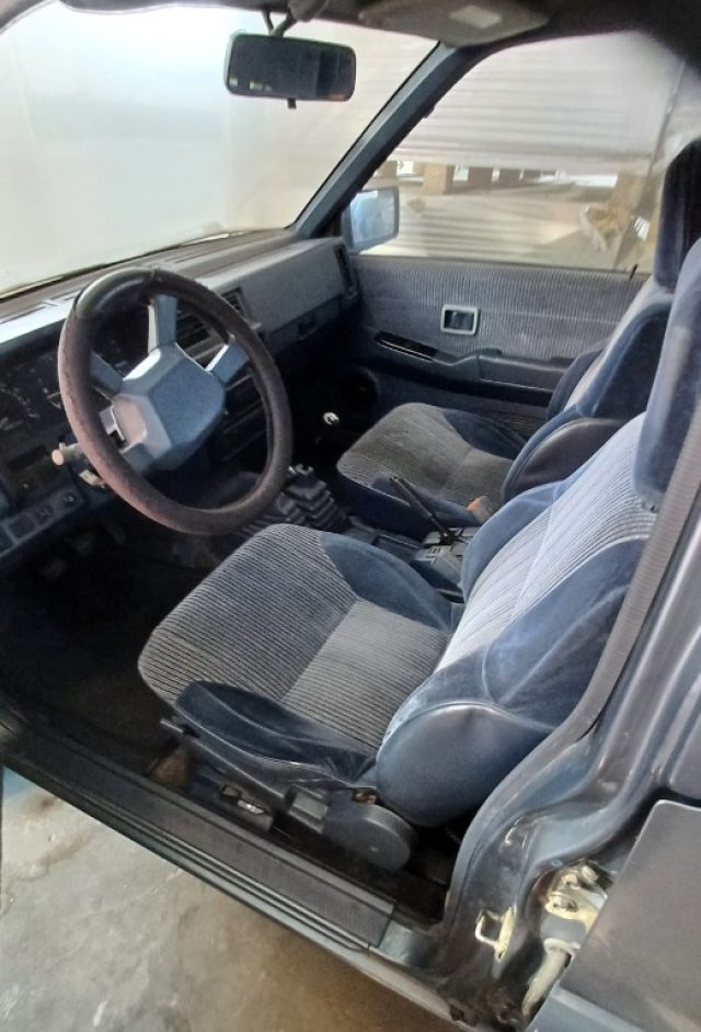 Nissan Terrano 3.0i V6 cat 5 porte - foto 4 di 4