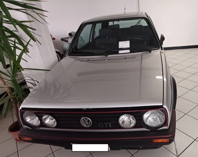 Volkswagen Golf 1800 3 porte GTI - foto 3 di 4