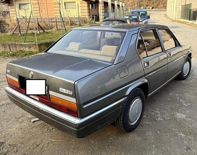 Alfa Romeo 90 2000 INIEZIONE usato a GAGLIANICO