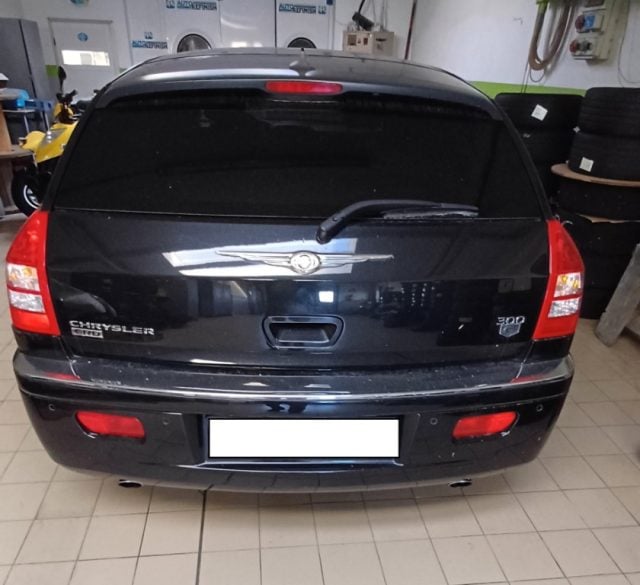 Chrysler 300C 3.0 V6 CRD cat DPF Touring, del 2007, 208.000 km, in vendita a Gaglianico (BI)