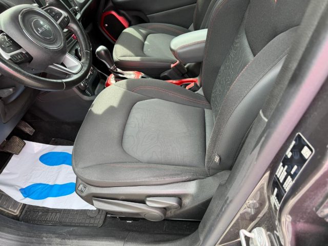 Jeep Renegade 2.0 Mjt 140CV 4WD Active Drive Longitude - foto 2 di 4