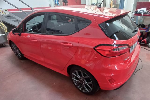 Ford Fiesta 1.0 Ecoboost Hybrid 125 CV 5 porte ST-Line - foto 4 di 4