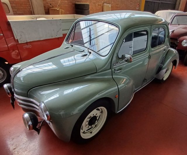 Renault R 4 4 CV - foto 4 di 4