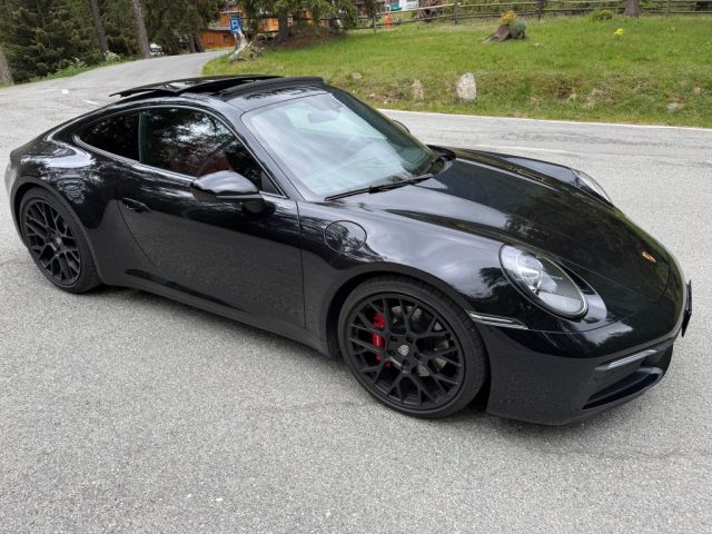 Porsche 911 Carrera 4S - foto 3 di 4