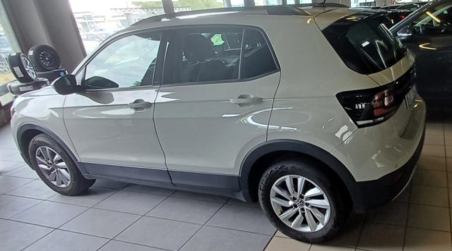Volkswagen T-Cross 1.0 TSI 110 CV - foto 2 di 4