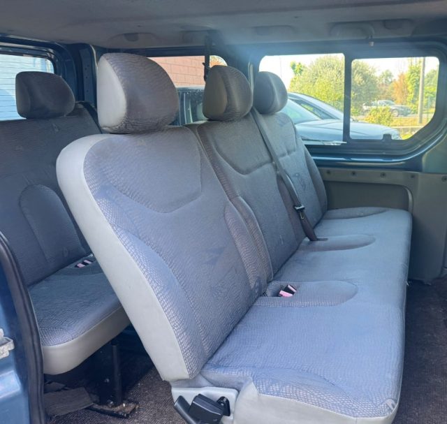 Renault Trafic 1.9dCi/100 9 POSTI - foto 4 di 4