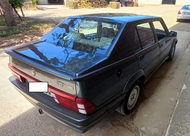 Alfa Romeo 75 1.8i turbo - foto 3 di 4