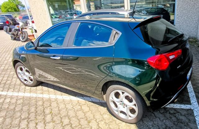Alfa Romeo Giulietta 1.6 JTDm 120 CV Ti - foto 4 di 4
