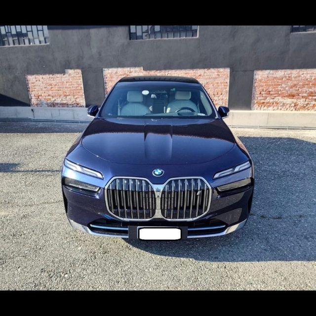 BMW i7 xDrive 60 usato a GAGLIANICO