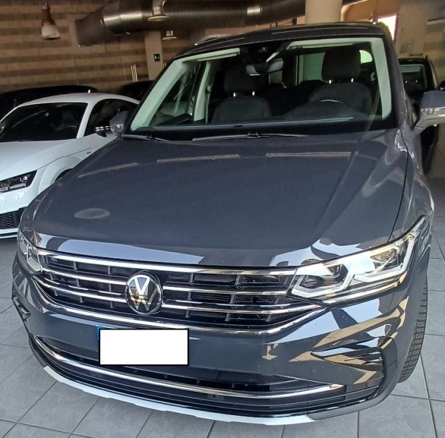 Volkswagen Tiguan 2.0 TDI 150 CV SCR DSG 4MOTION Elegance usato a GAGLIANICO