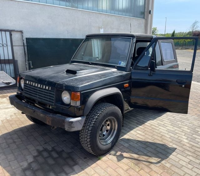 Mitsubishi Pajero 2.5 TD MOTORE NUOVO usato a GAGLIANICO