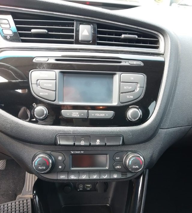 Kia cee'd 1.6 CRDi 110 CV SW Cool - foto 3 di 4