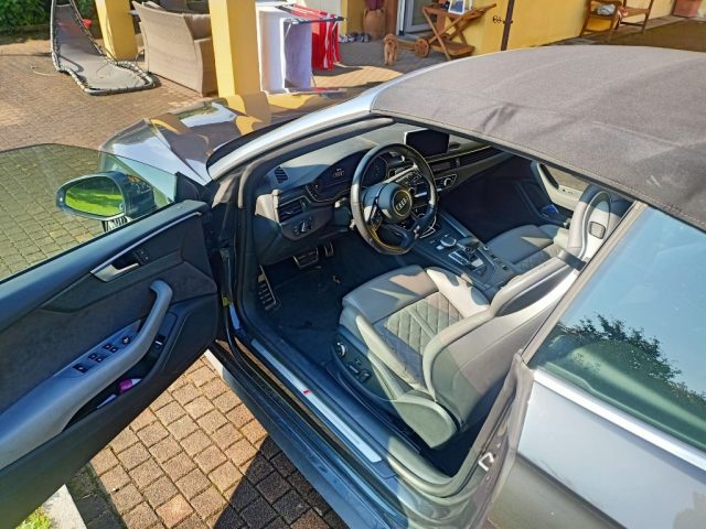 Audi A5 Cabrio 2.0 TFSI 252 CV quattro S tronic S-LINE - foto 2 di 4