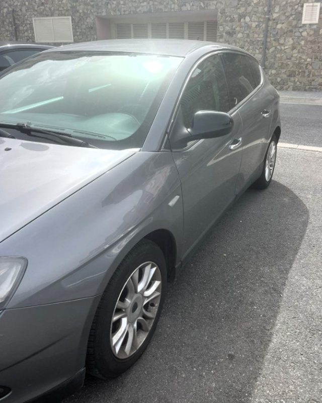 Lancia Delta 1.6 MJT DPF - foto 2 di 15