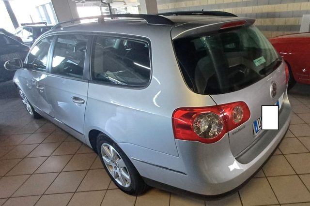 Volkswagen Passat 2.0 16V TDI 4mot. Var. - foto 4 di 17