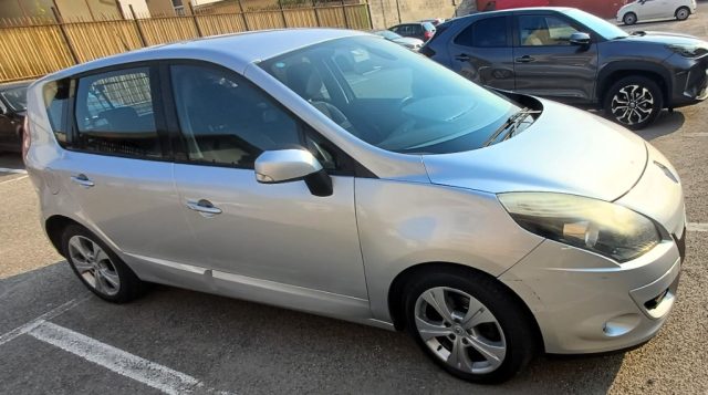 Renault Scenic 1.5 dCi 110CV Dynamique - foto 3 di 19